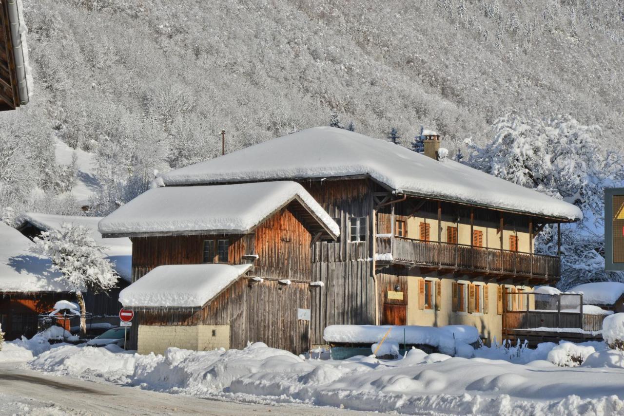 Appartement 6 Pers 70 M² Dans Chalet Chez Marie Montriond Exterior foto